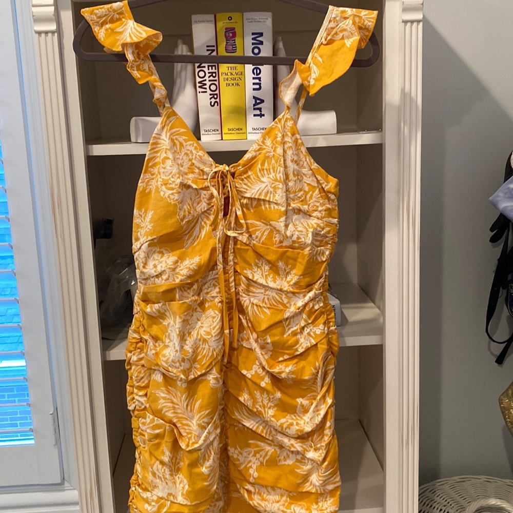 MINKPINK FLORAL DRESS